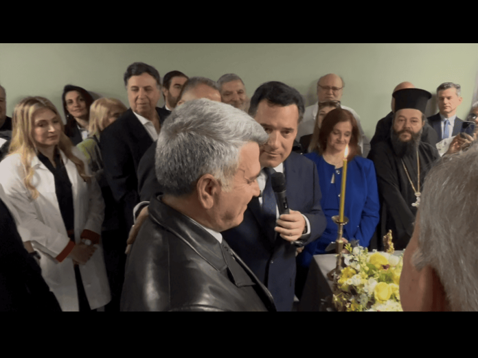 adonis_manouris-696x522